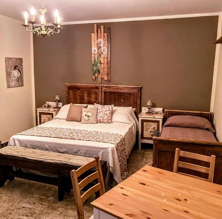 Anticacascina Bed & Breakfast Quarto  Luaran gambar